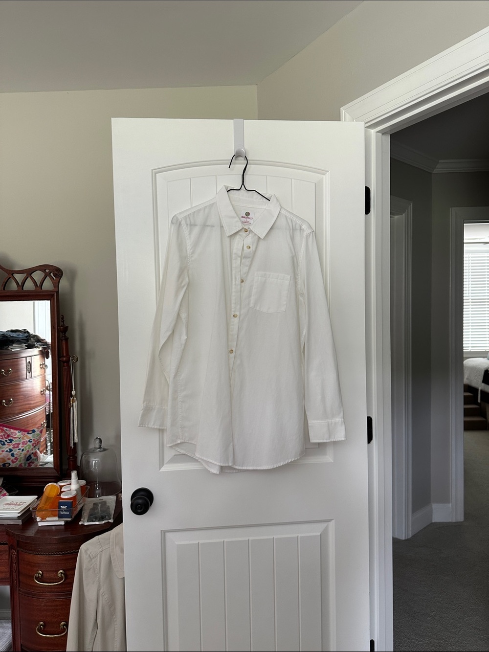 Marley Lilly Classic White Button-Down Shirt